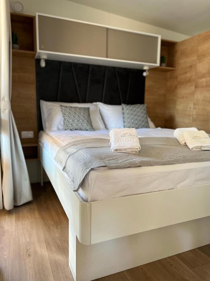 Mobile Home La Vida Biograd Na Moru Esterno foto